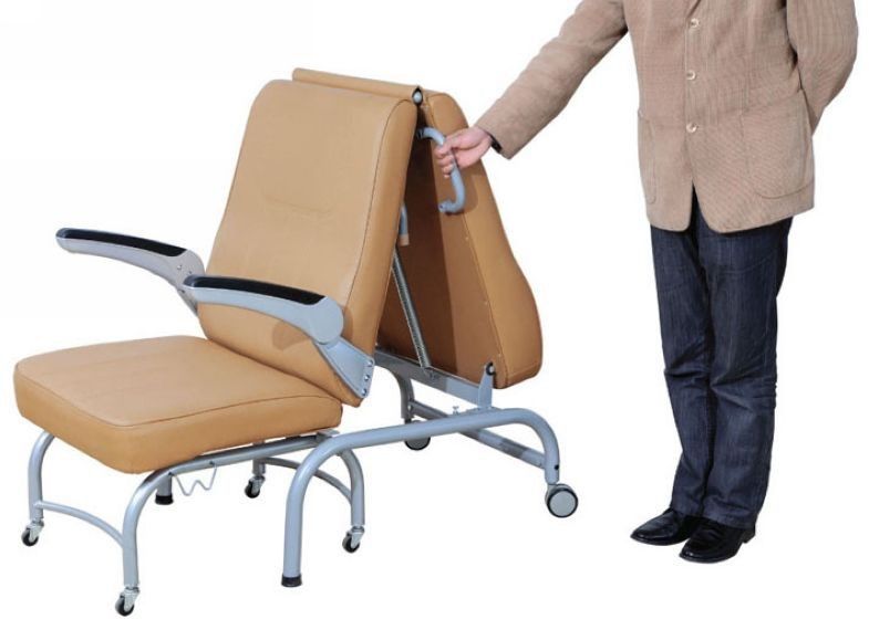 배려 사람을 위한 의학 기대는 슬리퍼 의자/Geri 의자 휠체어